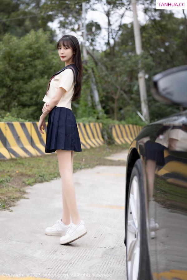 林星阑  [XiuRen]高清写真图 2023.01.12 No.6126 林星阑 制服美腿第5张图片